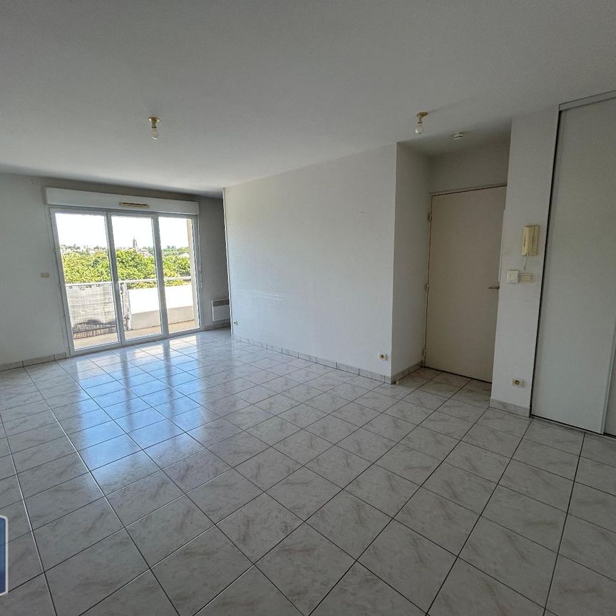 Location Appartement 3 pièces 55m² BRESSUIRE 79300 - Photo 1