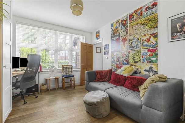 4 bedroom semi-detached house to rent - Photo 1