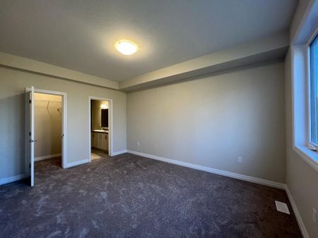 For Lease - 4311 Mann Street Unit# 46, Niagara Falls, Ontario - Photo 4