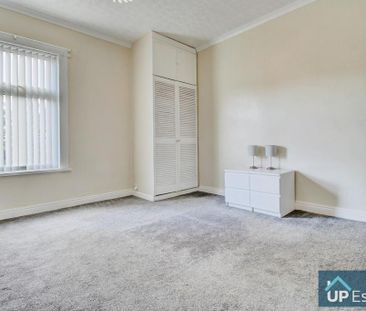 2 bedroom end of terrace house to rent - Photo 4