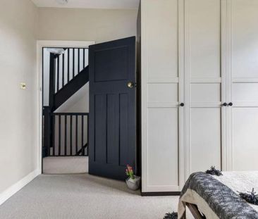 5 bedroom terraced house to rent - Photo 1