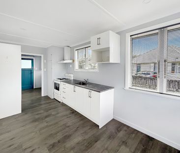 11 McBain Grove, Avalon - Photo 4