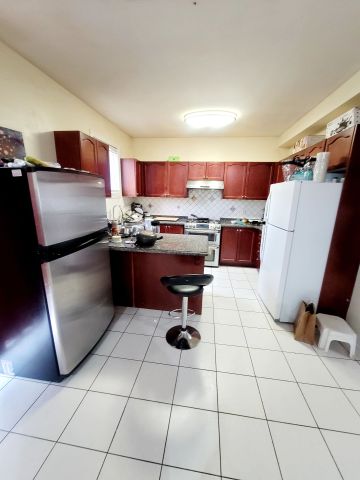 For Lease - 5 Pantomine Boulevard, Brampton, Ontario - Photo 5