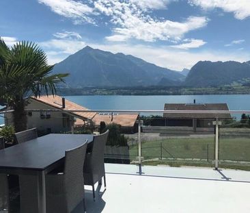 Moderne Maisonette mit fantastischem Blick auf Niesen und Thunersee - Foto 1