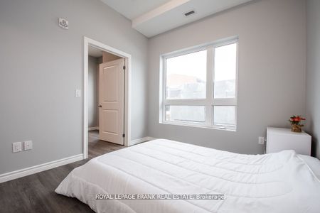 For Lease - 513 Dundas Street Unit# E2, Whitby, Ontario - Photo 4