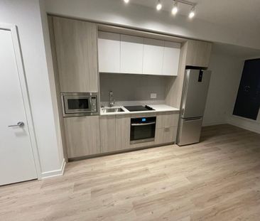 For Lease - 395 Square One Drive Unit# 4012, Mississauga, Ontario - Photo 3