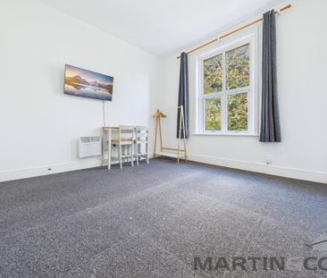 Studio to rent - Photo 5