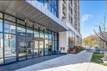 For Lease - 1 Old Mill Drive Unit# 520, Toronto, Ontario - Photo 3