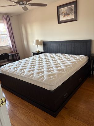 For Lease - 3153 Colonial Drive Unit# Bedroom C with Ensuite, Mississauga, Ontario - Photo 1