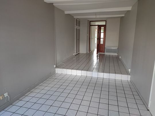 A LOUER Appartement 50000 Saint-Lô 1 chambre 70.78 m2 - Photo 1