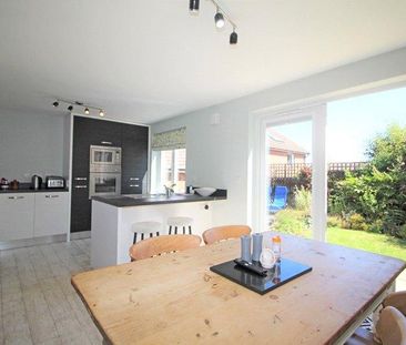 3 bedroom detached house to rent - Photo 1