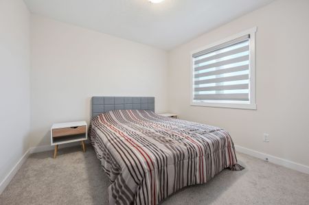 For Lease - 40 Moon Crescent, Cambridge, Ontario - Photo 4
