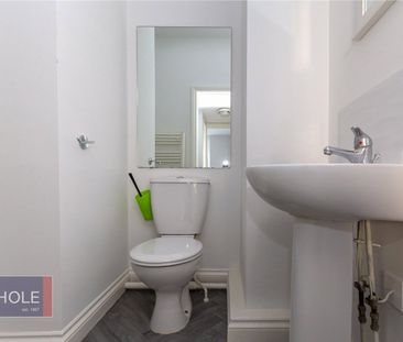 Severn Road, - Photo 5