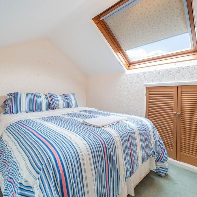 4 bedroom detached bungalow to rent - Photo 1