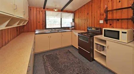 One to look at - Photo 4