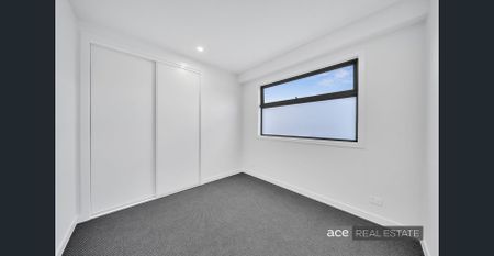 Contemporary residences offering style, comfort, and superb convenience. - Photo 3