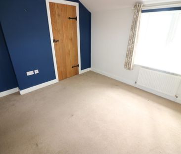 3 bedroom terraced house to rent - Photo 4