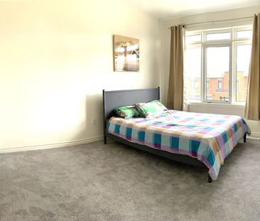 For Lease - 522 Danks Ridge Drive, Ajax, Ontario - Photo 4