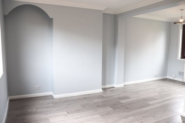 16 Ladeside Gardens, AB51 3XA, Inverurie - Photo 1