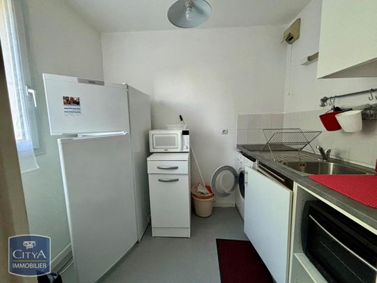 Location Appartement 1 pièce 27m² POITIERS 86000 - Photo 1