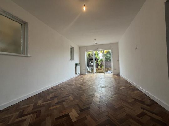 4 bedroom detached house to rent - Photo 1