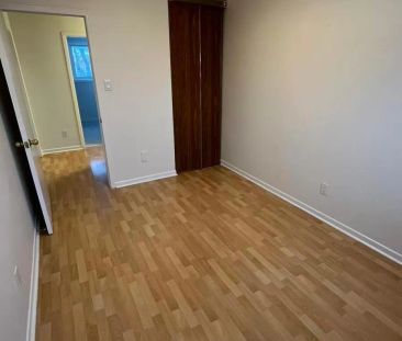 60 PLUM BROOK CRESCENT - Photo 5