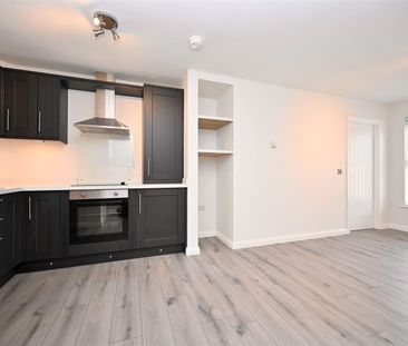 Apt 4, 61 Central Avenue, Bangor, BT20 3AU - Photo 6