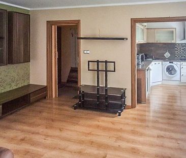 1-IZBOVÝ BYT NA PRENÁJOM | VÝBORNÁ LOKALITA | PIEŠŤANY – Fotografia 1