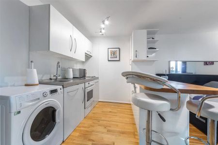 Studio to rent - Photo 3