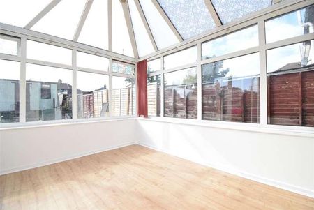 Warren Avenue, Wakefield, WF2 - Photo 2