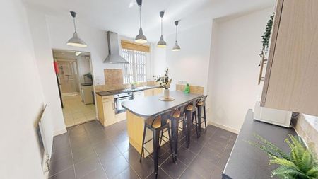 3 bedroom terraced house to rent - Photo 5