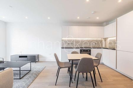 Exploration Way, Slough, SL1 - Photo 4