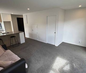 7 Hinemoa Street , Spreydon - Photo 2