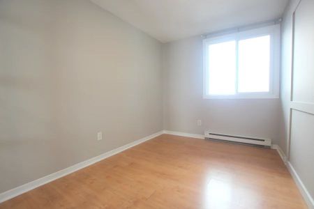 For Lease - 37 Robinson Avenue Unit# F, Lower Town - Sandy Hill, Ontario - Photo 3