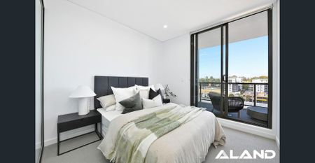 Modern Two-Bedroom Apartment Nestled in the Vibrant Heart of St Marys - Photo 4