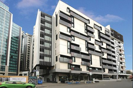 Modern Studio Apartment with Prime Location for Lease! - Photo 5