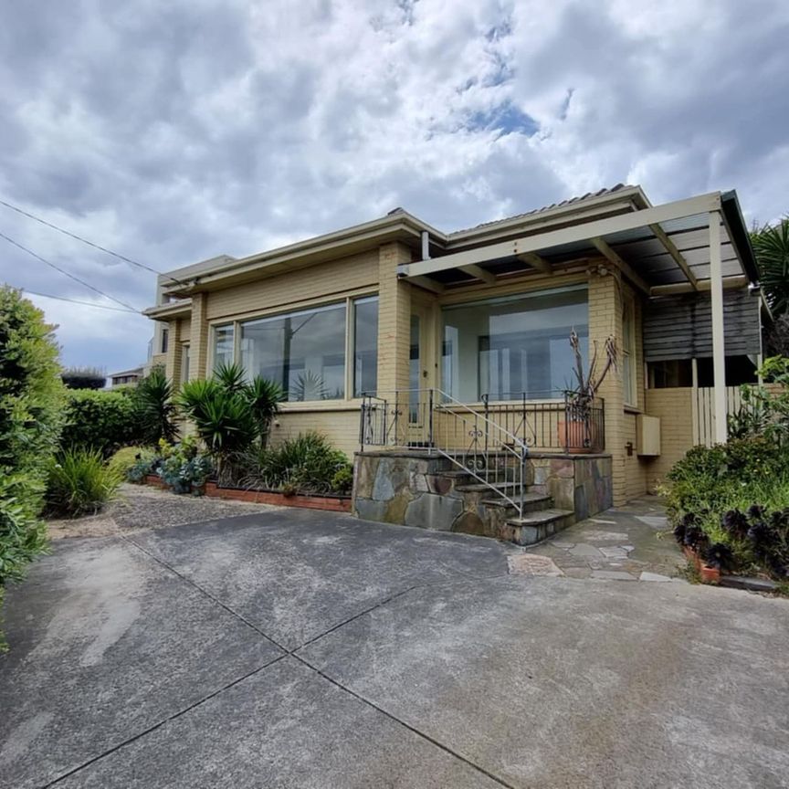 65 Beach Road, - Photo 1