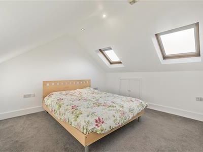 Upper Richmond Road, SW15 - Photo 4