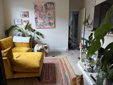 Lovely bright double room available - Photo 2