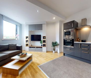 Apt 22, Q Two Residence - Photo 3