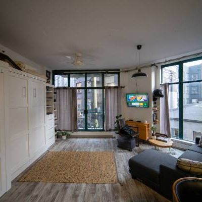 Luxury Studio for Rent in the heart of Gastown - Photo 1