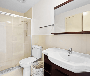 Modern Apartment in the Heart of Dandenong!!! - Photo 6