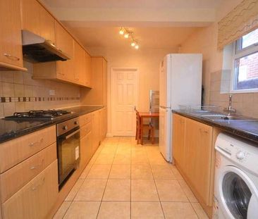 Grange Avenue, University Area, RG6 - Photo 5