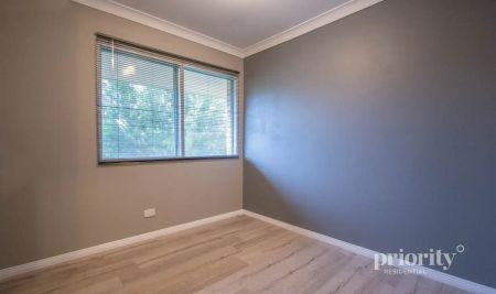 “Fully furnished, convenient unit” - Photo 5