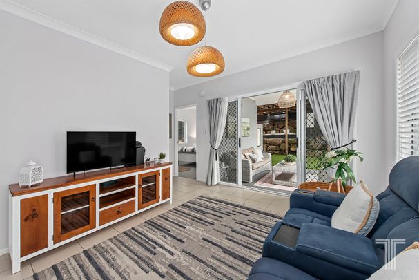 75 Hipwood St, Norman Park QLD 4170 - House For Rent | Domain - Photo 1