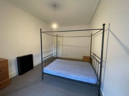 2 Bedroom Property To Rent - Photo 2