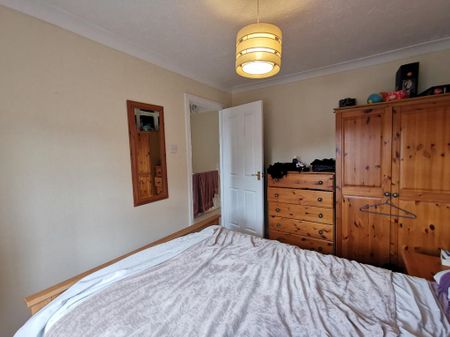 3 bedroom end of terrace house to rent - Photo 5