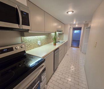 For Lease - 19 Orley Avenue Unit# Lower, Toronto, Ontario - Photo 5