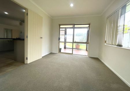 4 Bedroom in East Tamaki - Photo 4