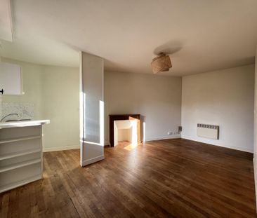 Location Appartement RENNES - Quartier CENTRE-VILLE - Photo 2